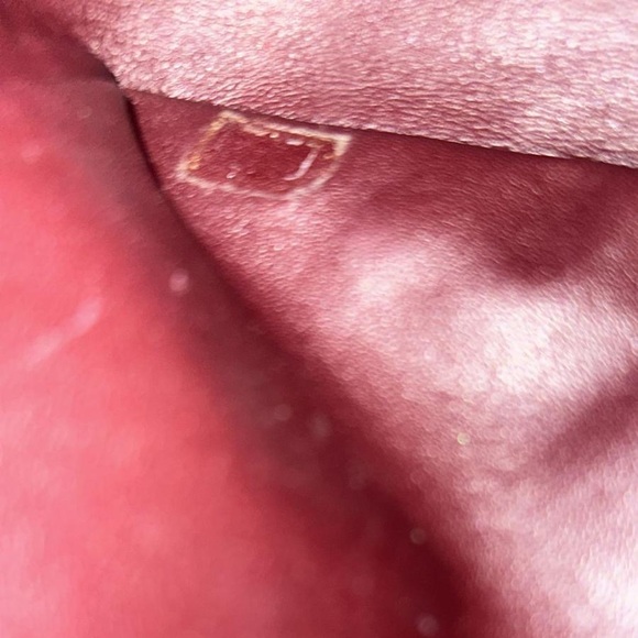 CHANEL Maxi Double Flap Quilted Black Caviar - Picture 16 of 16